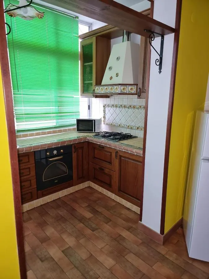 Palermo Tusa Apartment 0*,
