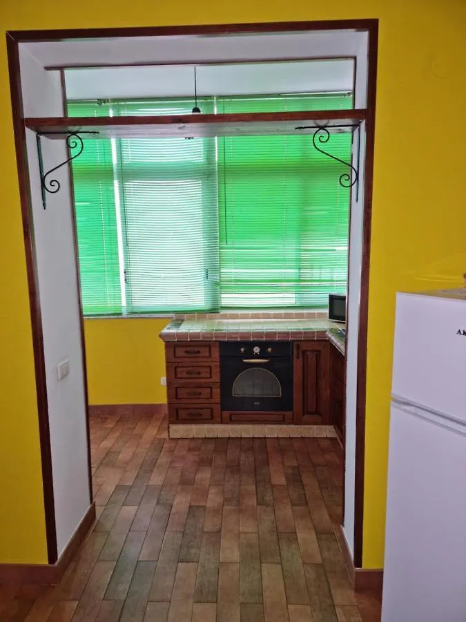 Palermo Tusa Apartment