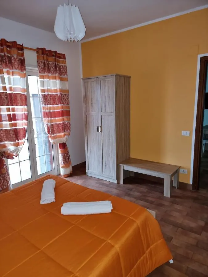 Palermo Tusa Apartment 0*,  イタリア